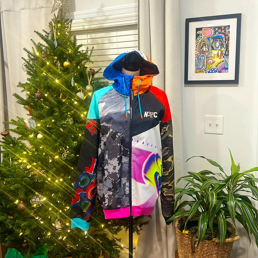 Men’s Nike windbreaker